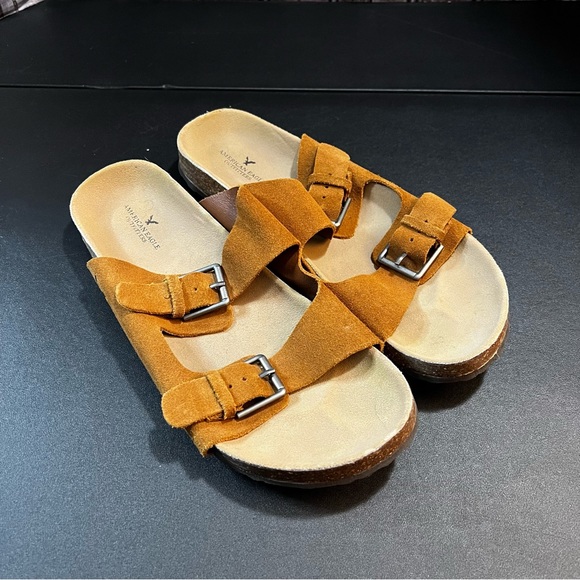 American Eagle Outfitters Shoes - American Eagle Brown Footbed Sandals size 9